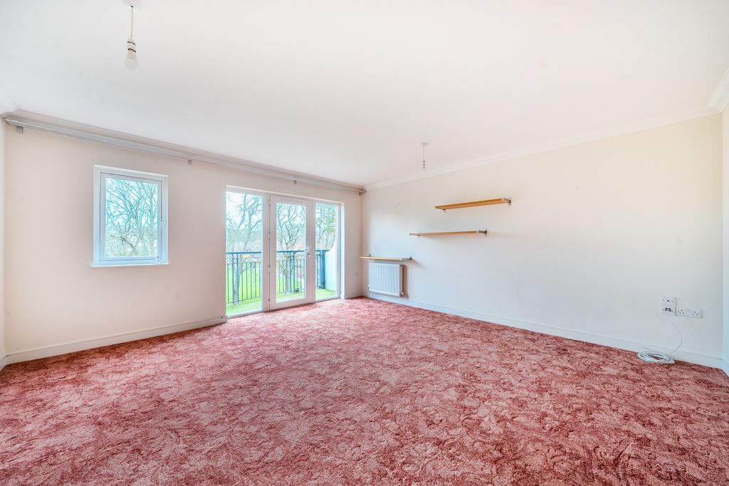 Property photo 3 of 20 1410856-1-698Cb0cc17F6c