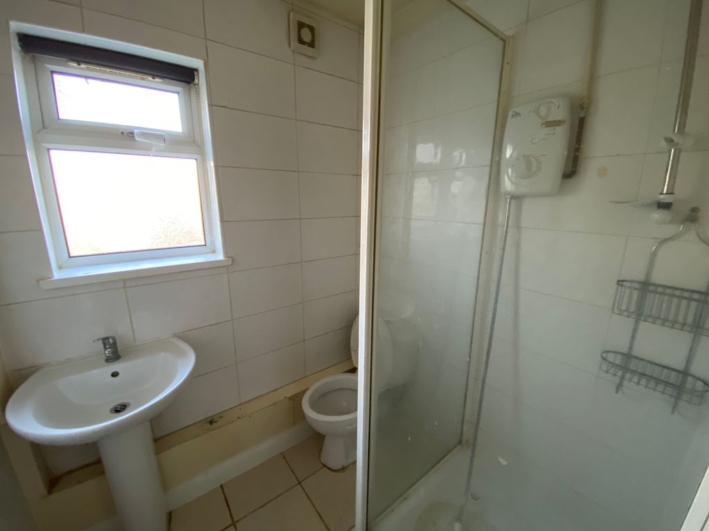 Property photo 3 of 3