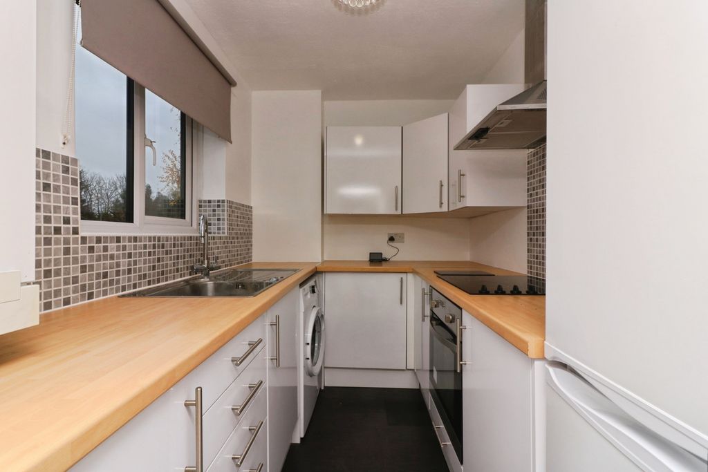 Property photo 2 of 7