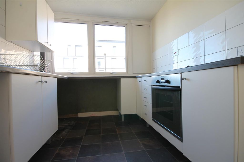 Property photo 3 of 11 1.Jpg