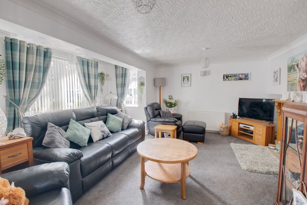 Property photo 2 of 15 Picture No. 08