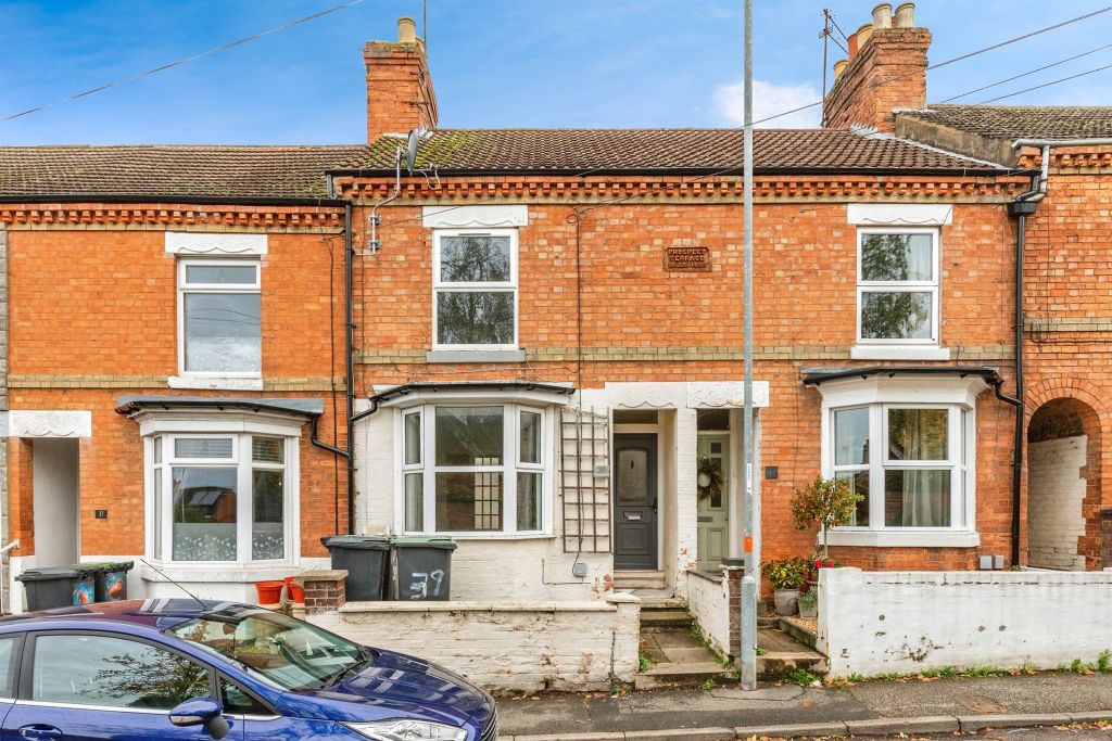 Property photo 1 of 8