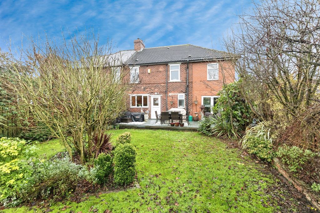 Property photo 2 of 14