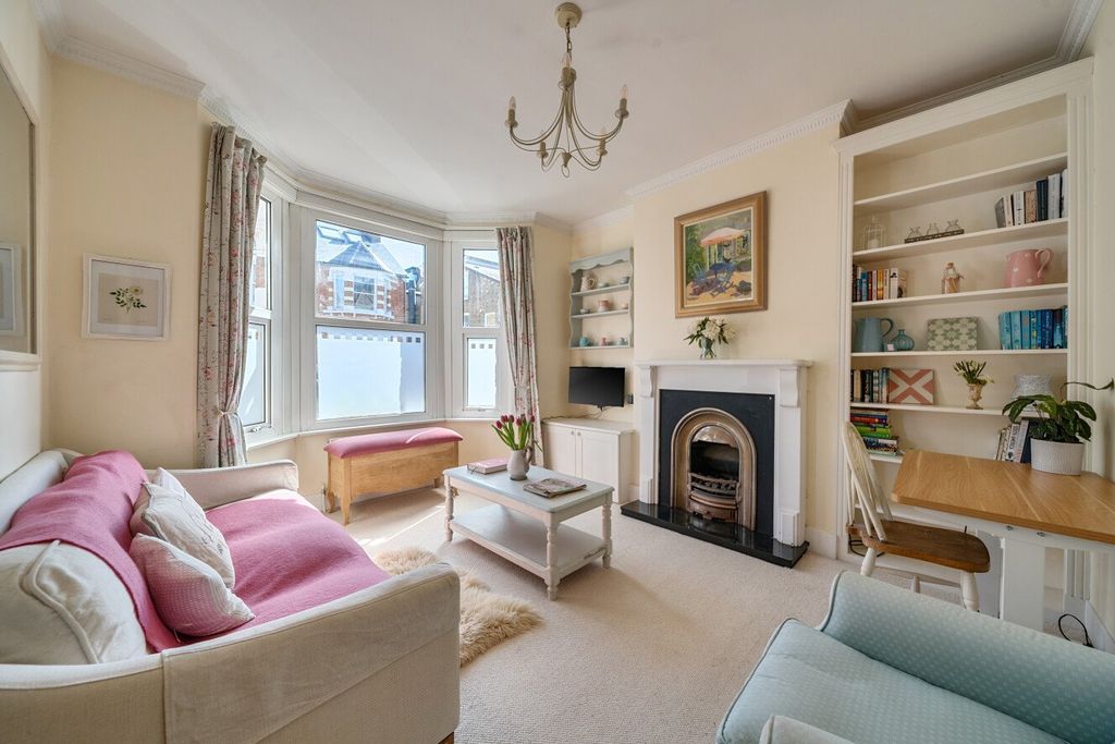 Property photo 2 of 13 Picture No. 08