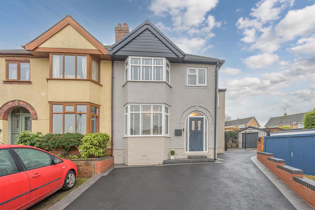 Property photo 1 of 36