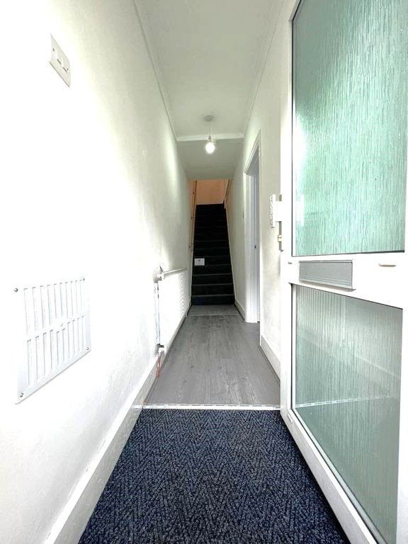 Property photo 3 of 29