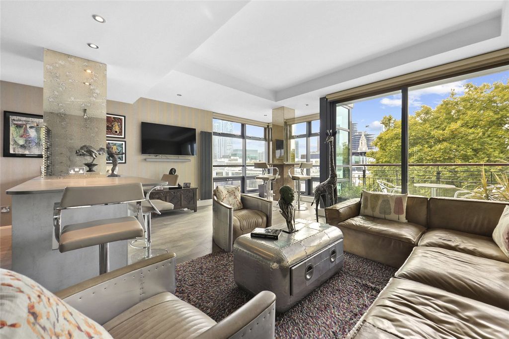 Property photo 2 of 47 Picture No. 38