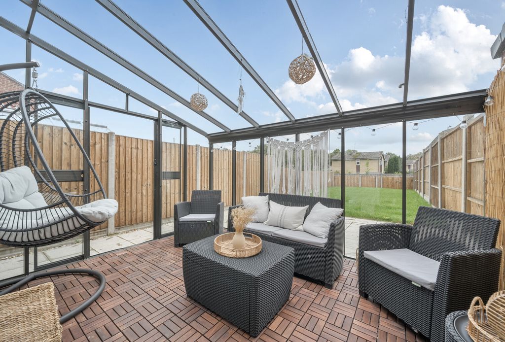 Property photo 3 of 18 1356473-15-68cc1E...