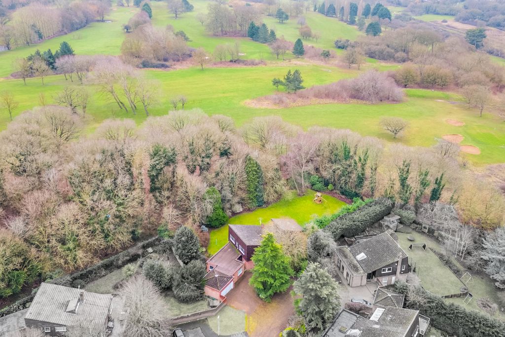 Property photo 1 of 24 Picture No. 20