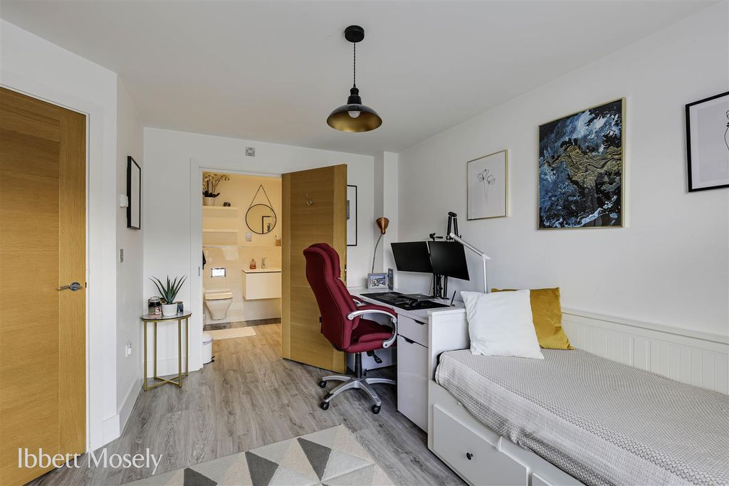 Property photo 2 of 13 3.Jpg