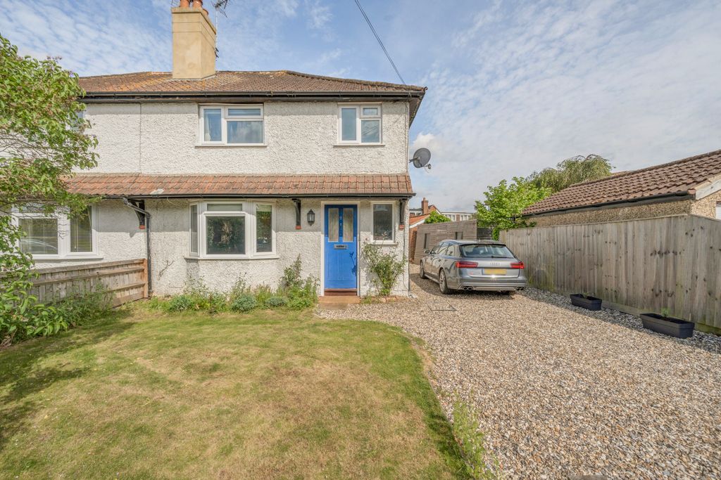 Property photo 2 of 12 Picture No. 27