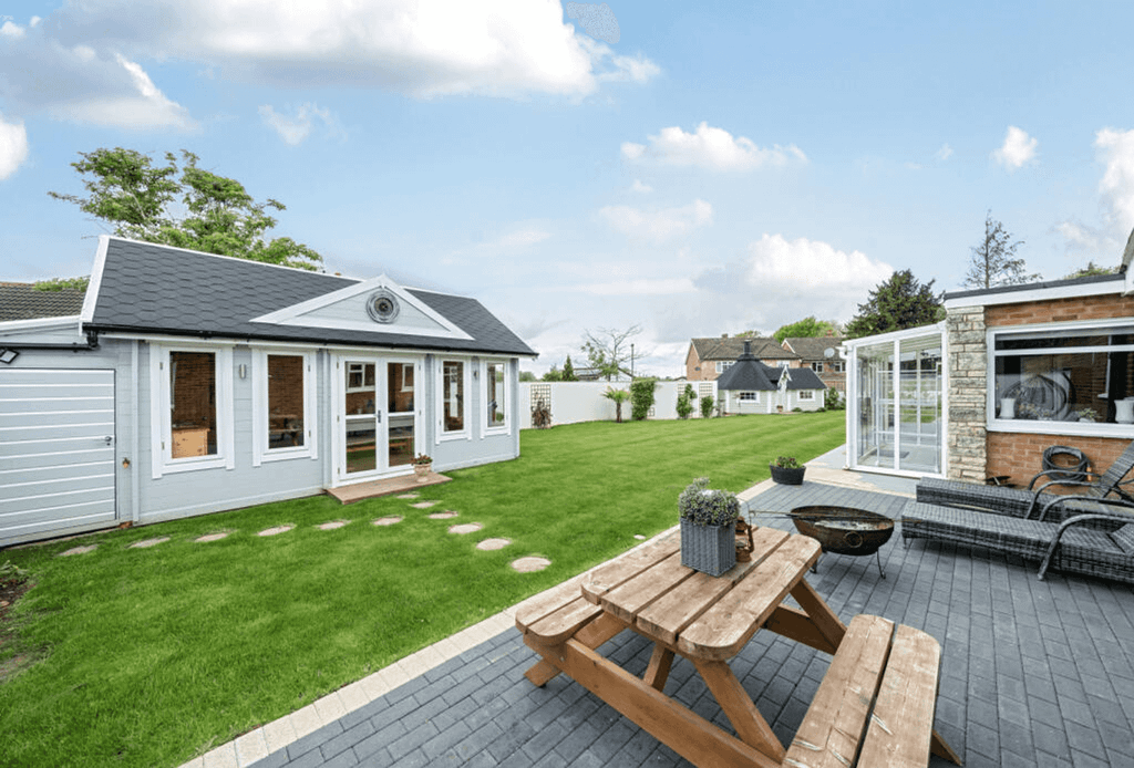 Property photo 3 of 21