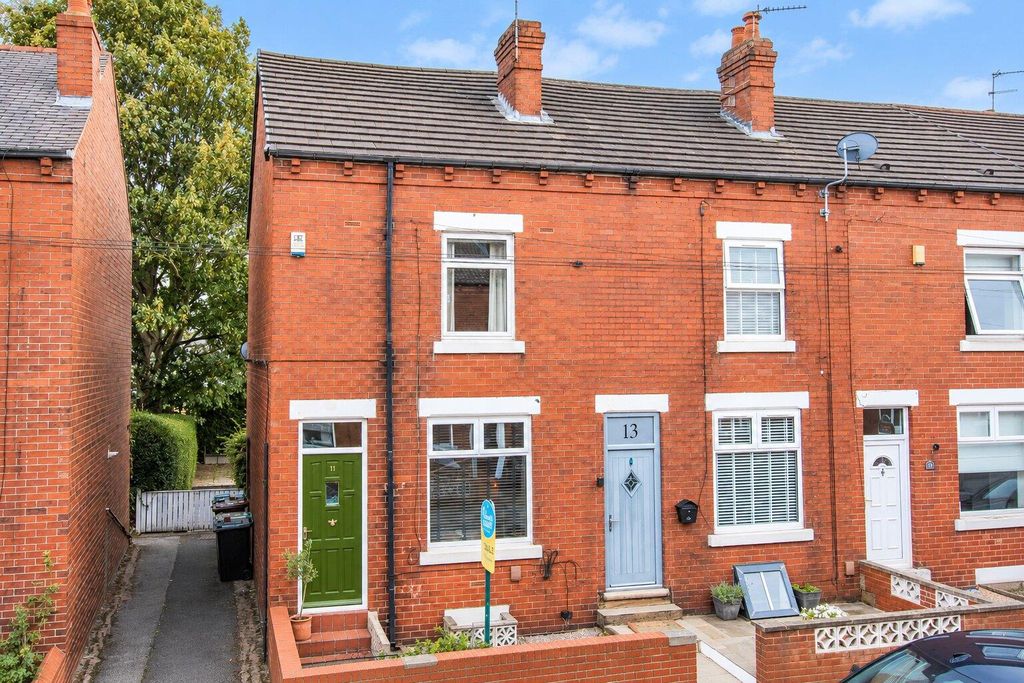 Property photo 1 of 14
