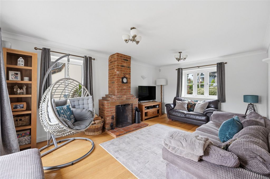 Property photo 2 of 24 Picture No. 20