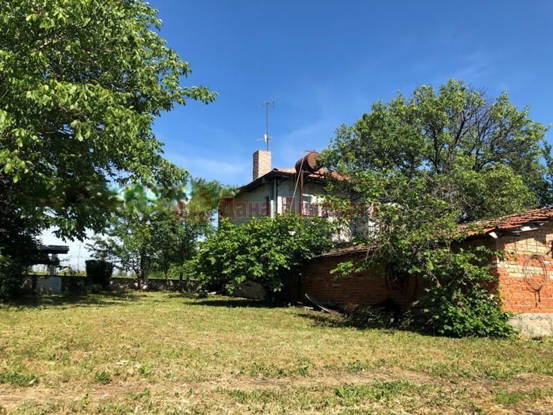 Property photo 2 of 6