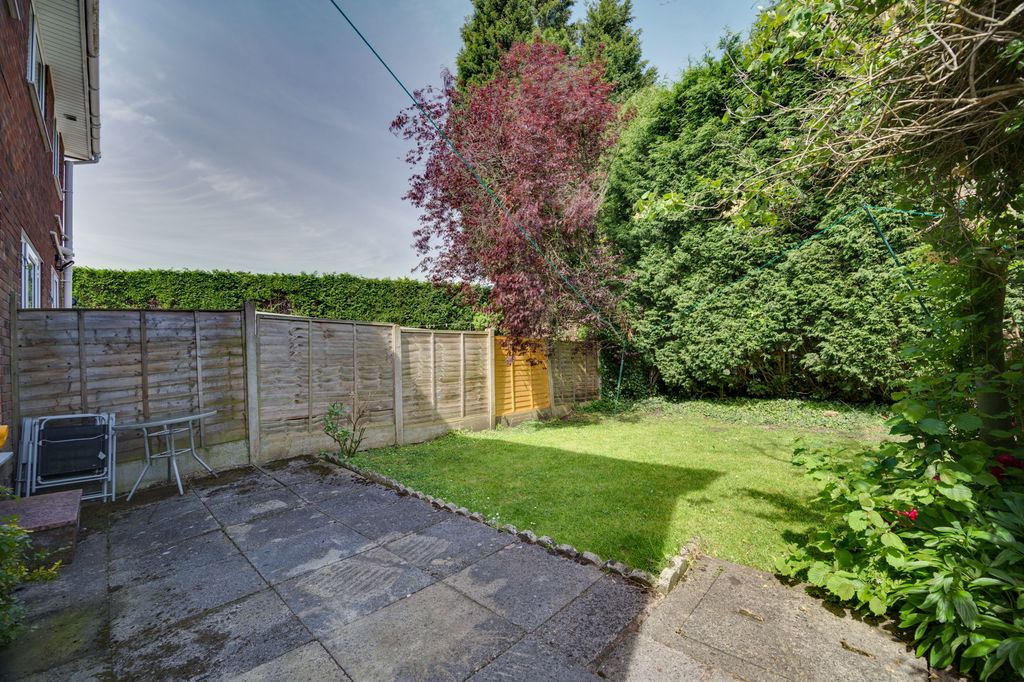 Property photo 2 of 21