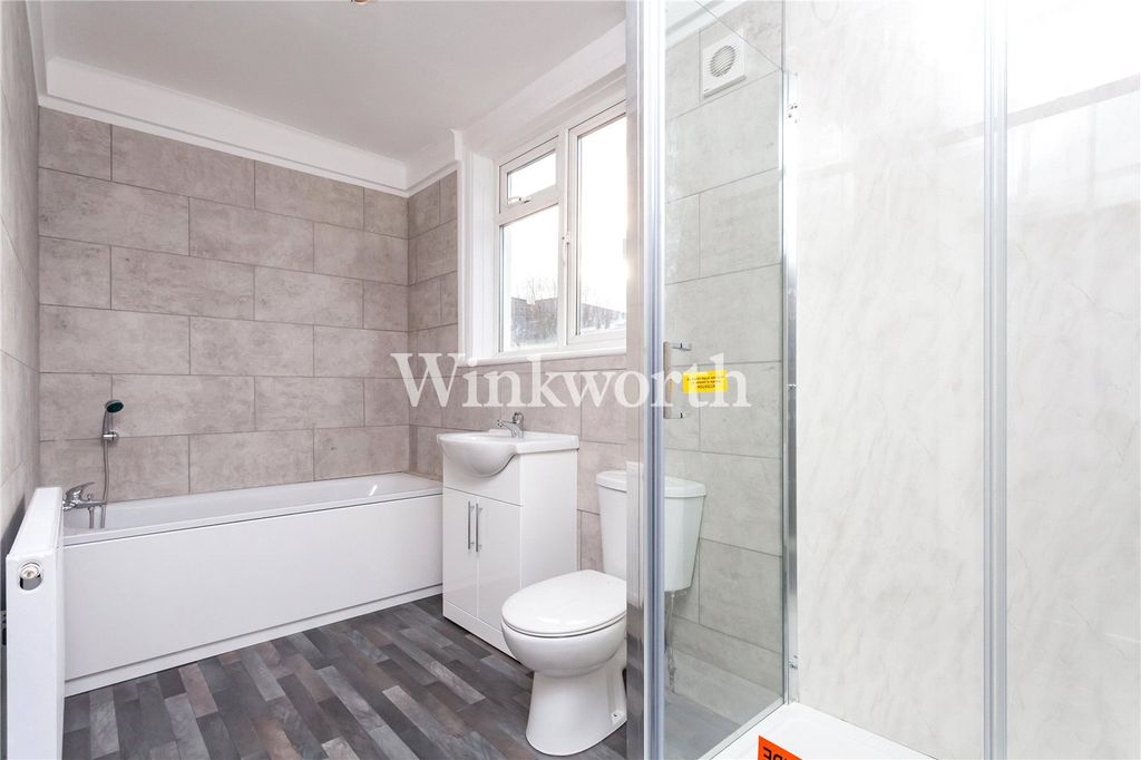 Property photo 2 of 10 Picture No. 05