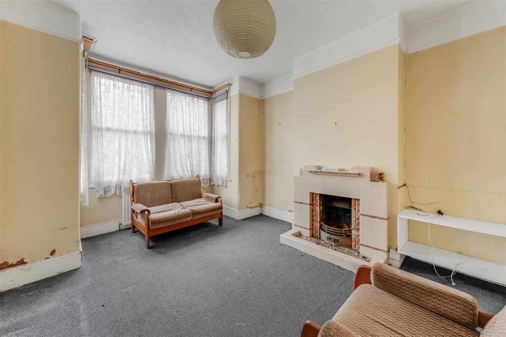 Property photo 2 of 20 Dsc00946_Hdr.Jpg