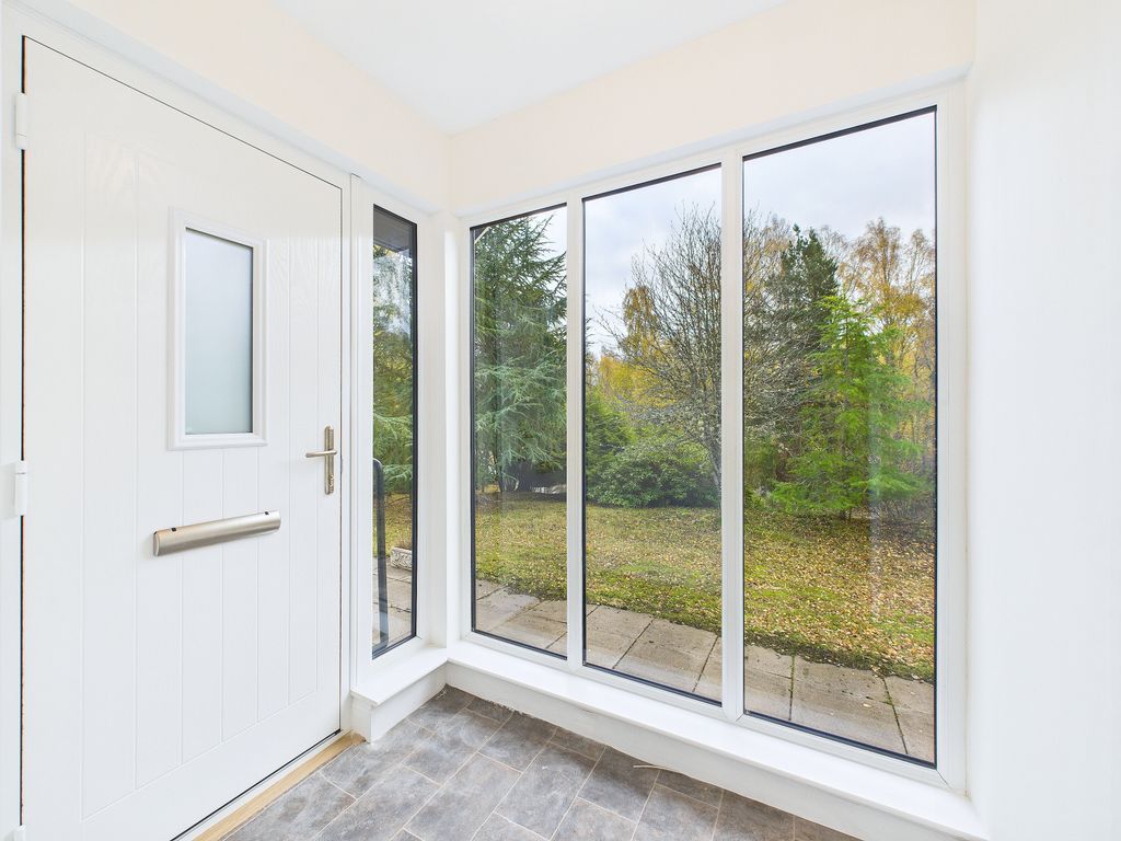 Property photo 2 of 35