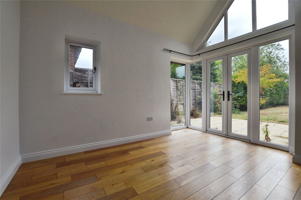 Property photo 3 of 11 Picture No. 03