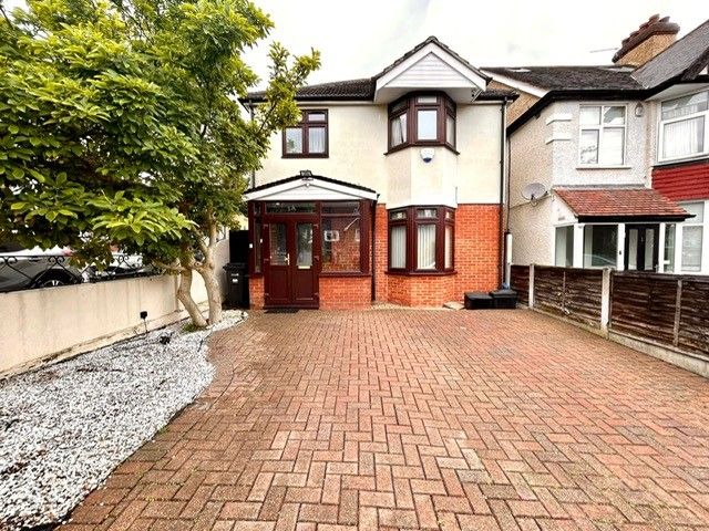 Property photo 3 of 19