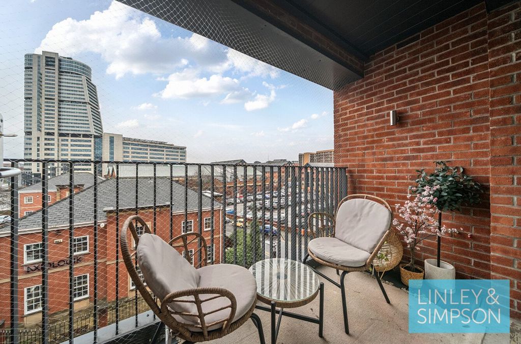 Property photo 2 of 10 Picture No. 01