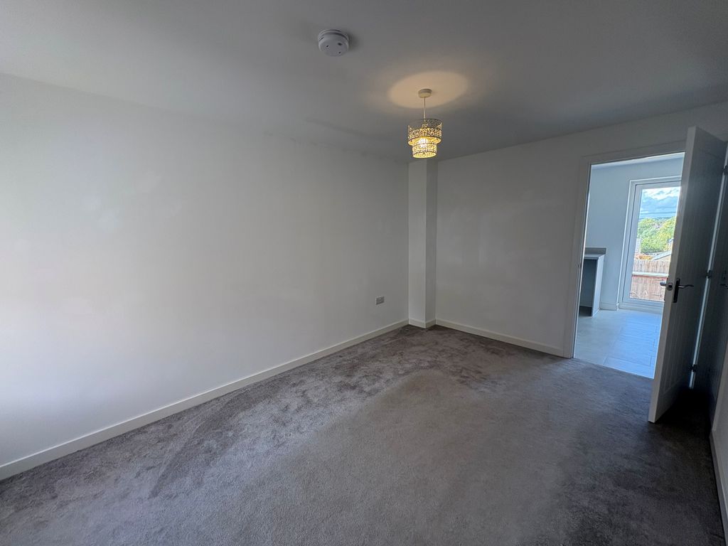 Property photo 3 of 12 66