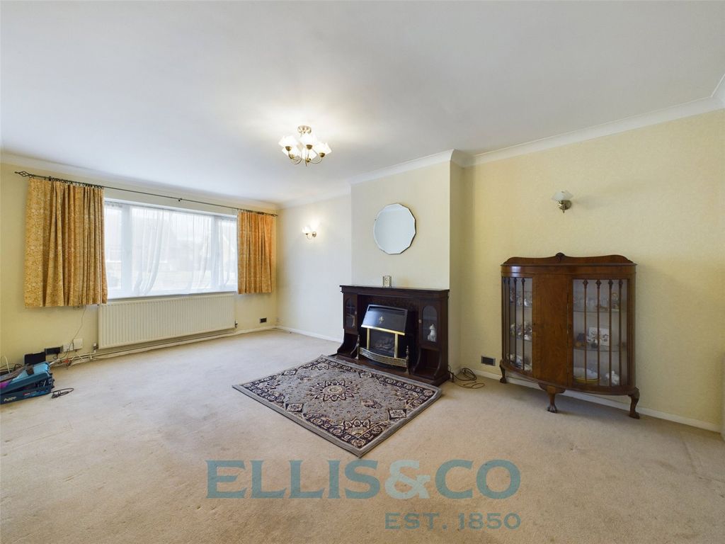 Property photo 3 of 12 Picture No. 06