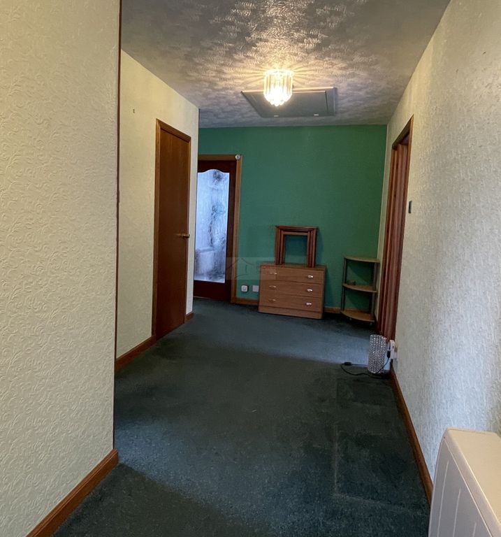 Property photo 3 of 20 Hallway