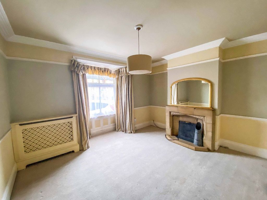 Property photo 3 of 25 Front Living Room