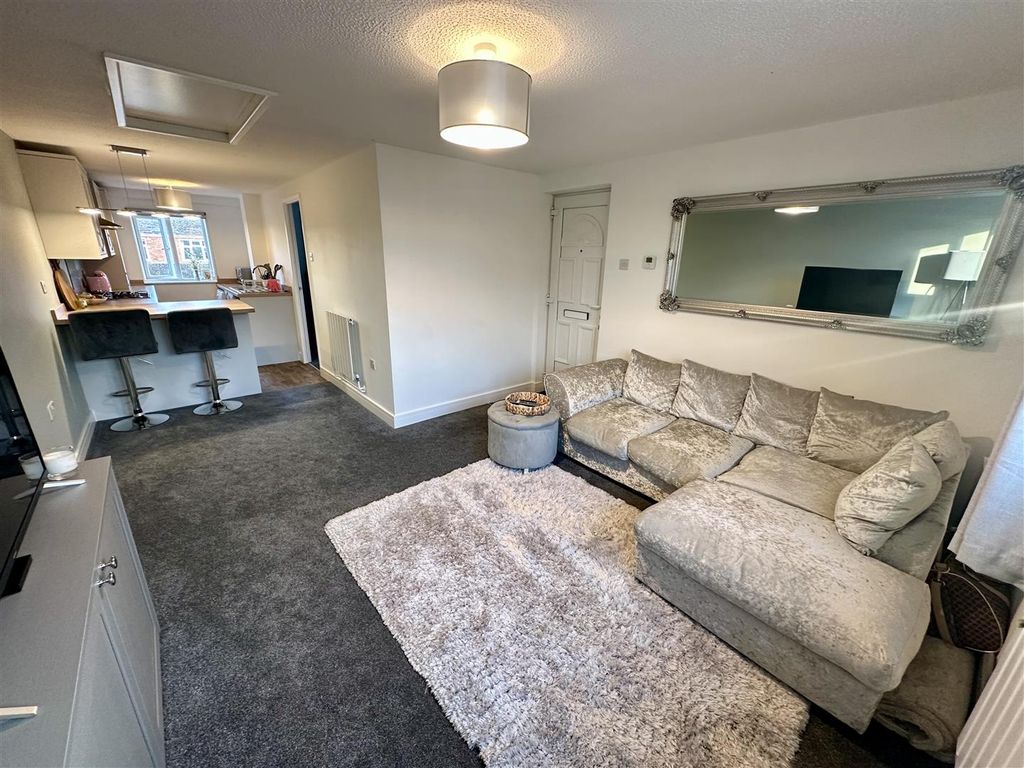 Property photo 2 of 13 Open Plan 3 Of 5