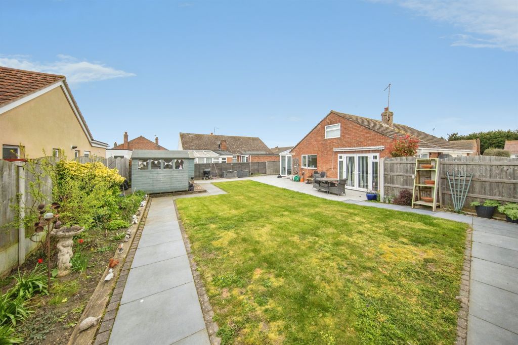 Property photo 2 of 17