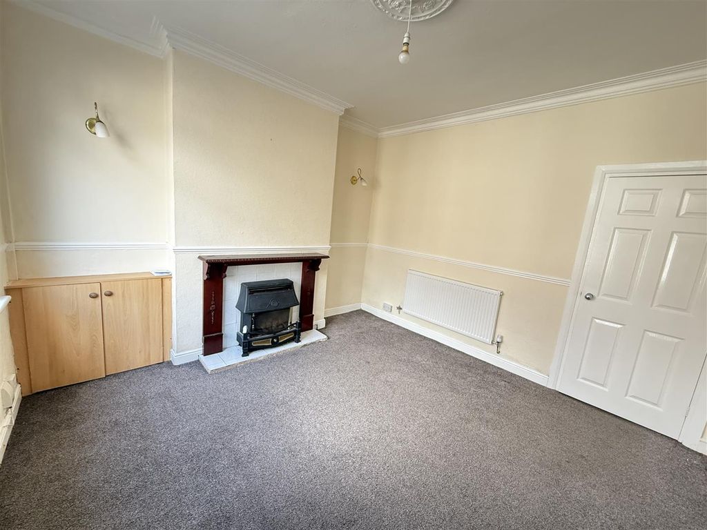 Property photo 1 of 10 Photo 12-05-2025, 3 21 37 Pm.Jpg