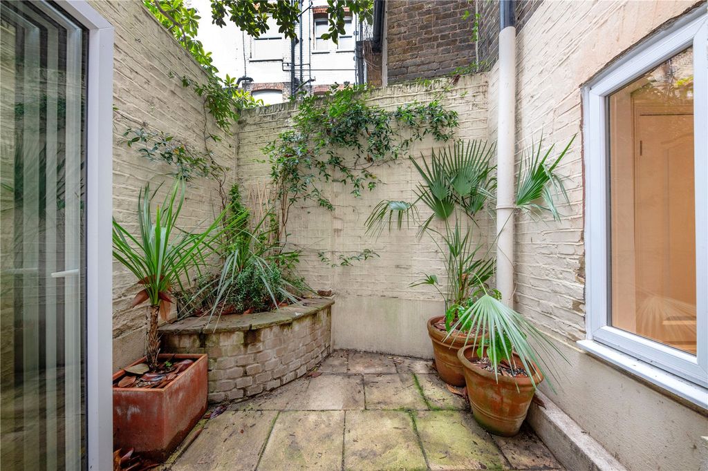 Property photo 1 of 8 Picture No. 07