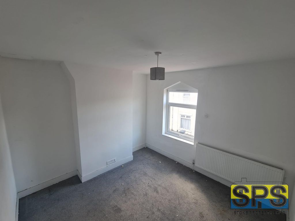Property photo 3 of 4