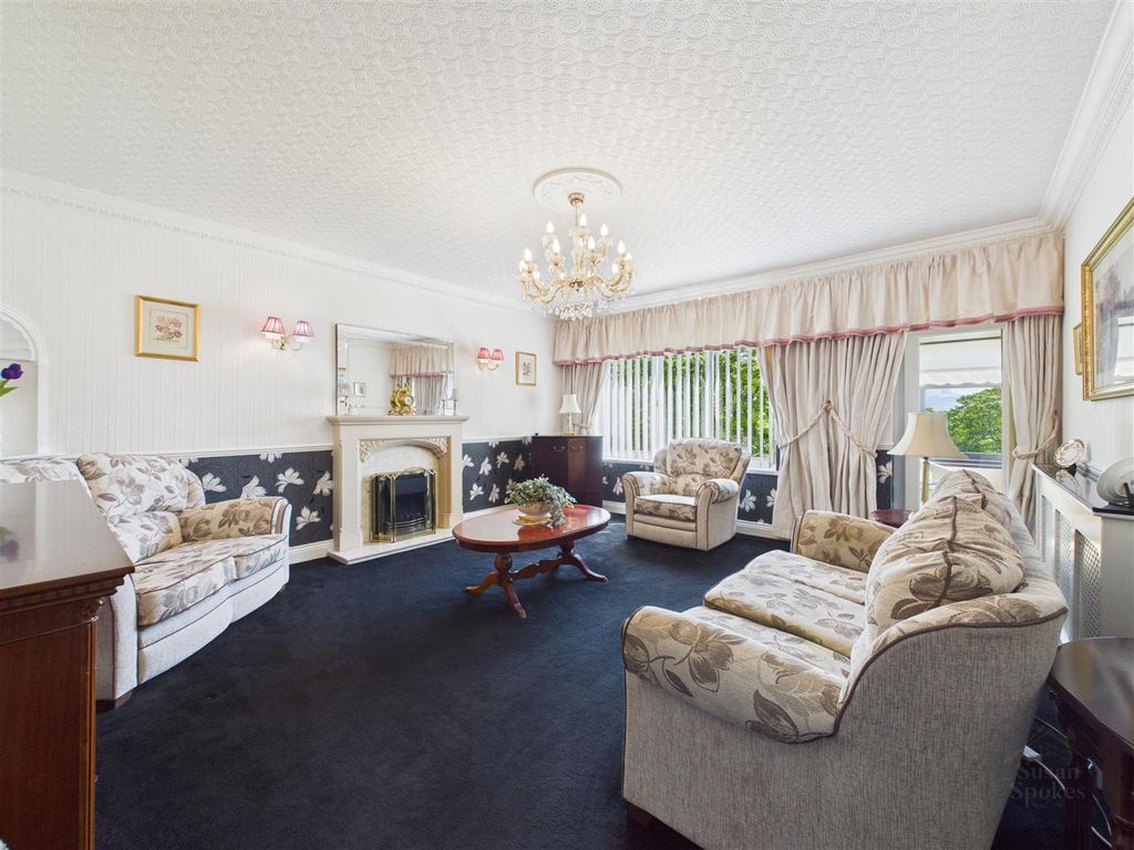 Property photo 3 of 17 Cam01858G0-Pr0266-Still005.Jpg