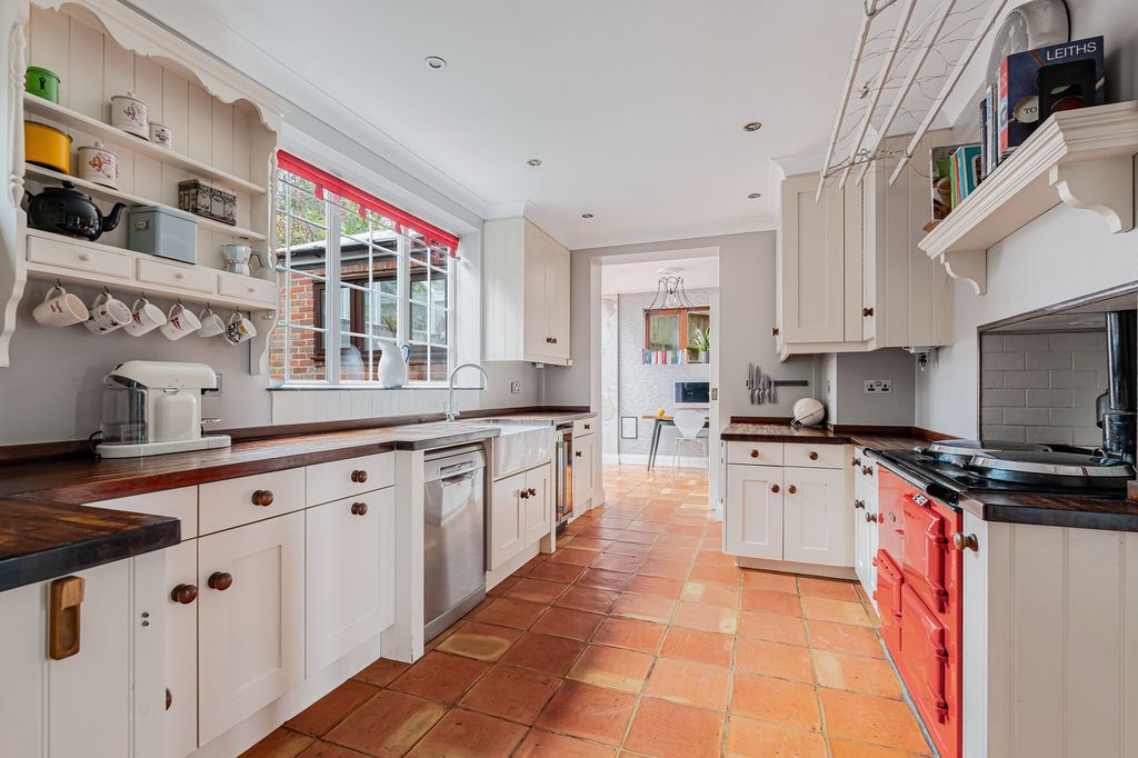 Property photo 3 of 56