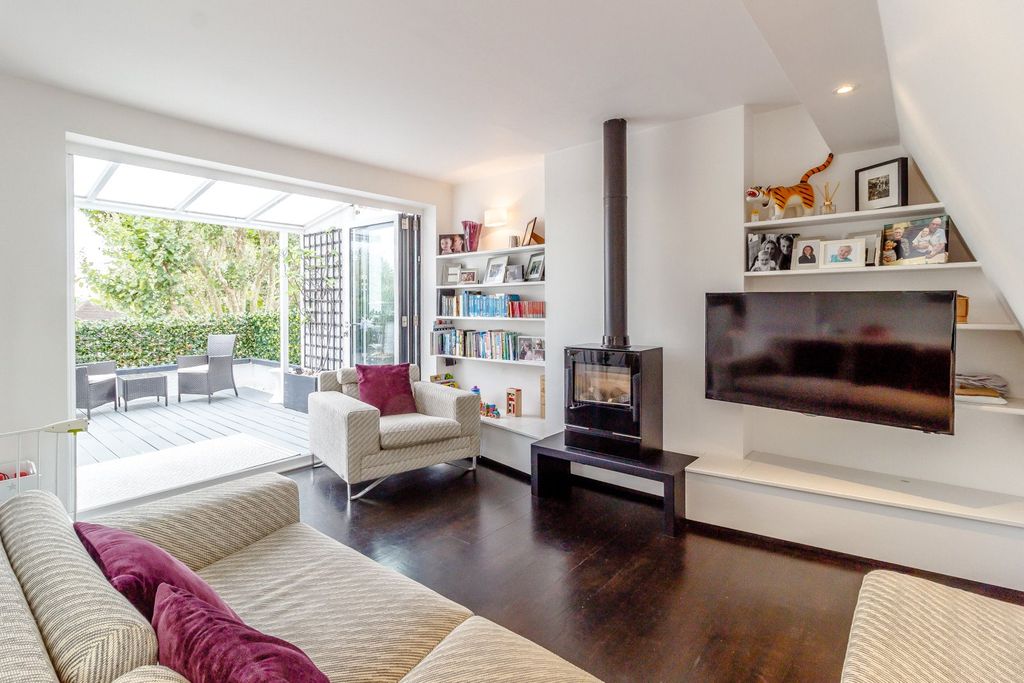 Property photo 1 of 12 Reception Room