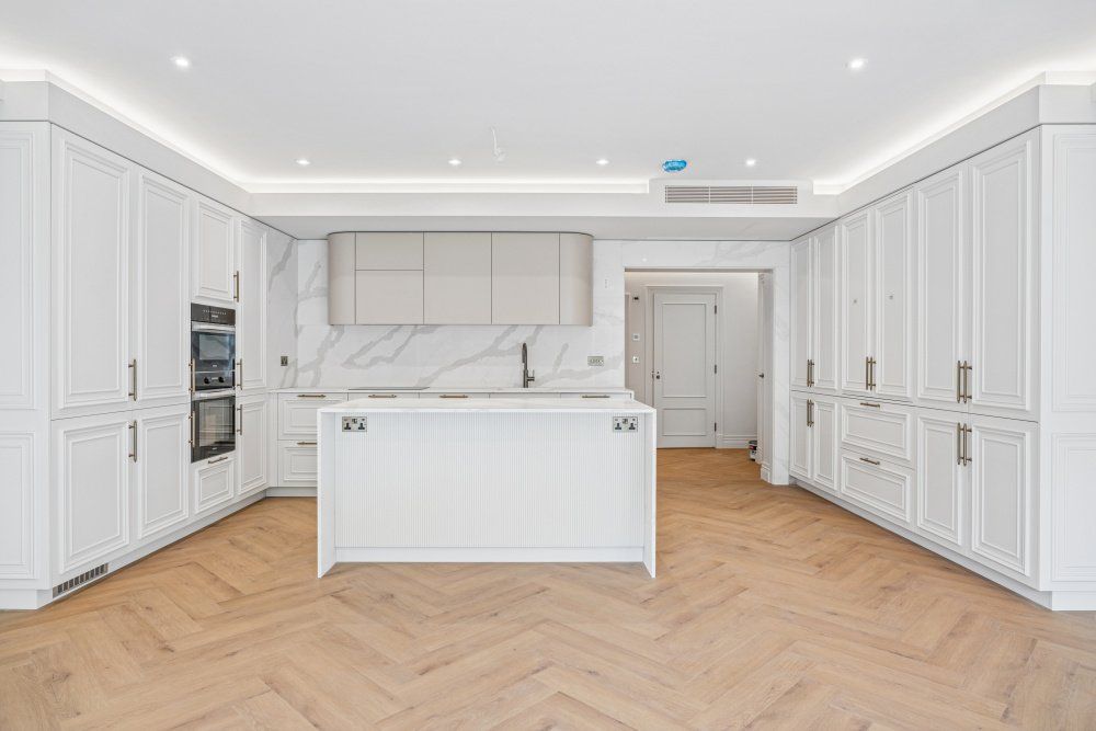 Property photo 1 of 9 Kitchen