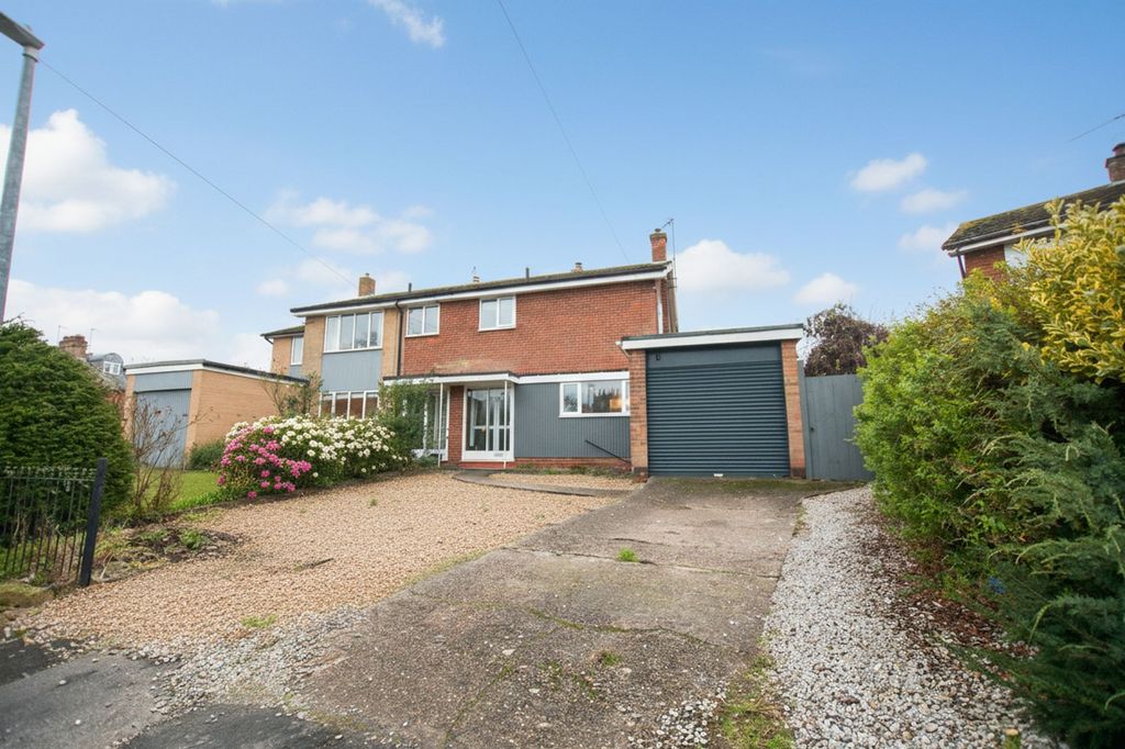 Property photo 1 of 30 Front