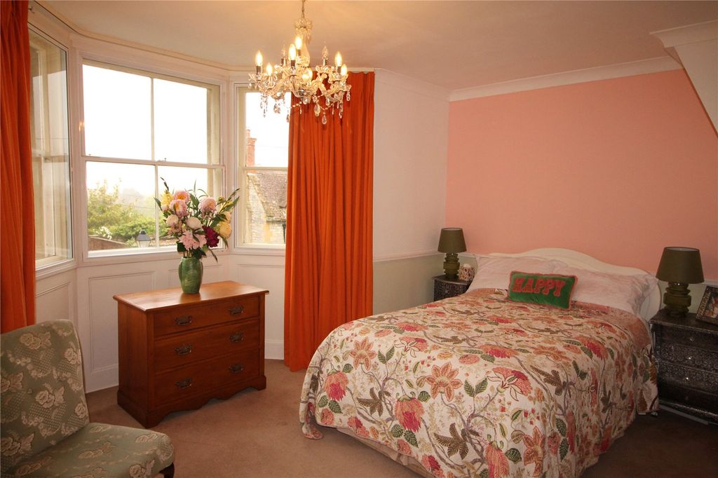 Property photo 2 of 20 Picture No. 64