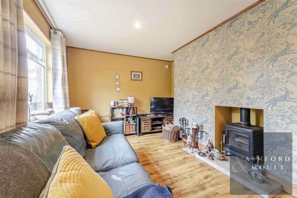 Property photo 2 of 28 Ashford-1.Jpg