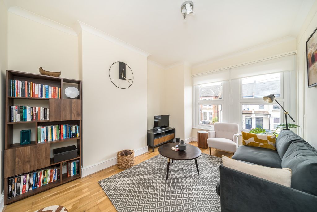 Property photo 2 of 6 Picture No. 04