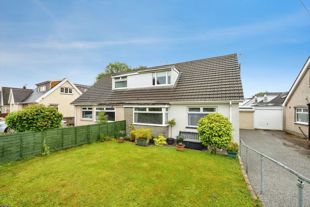 Property photo 1 of 20 Pbox-Img.Jpg