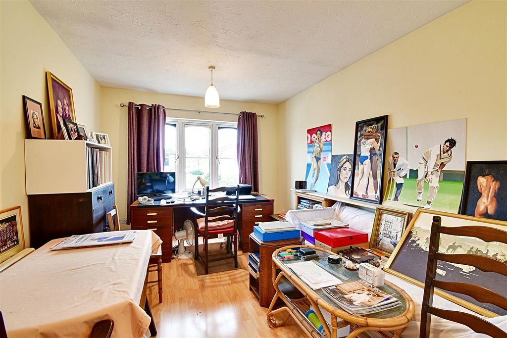 Property photo 3 of 11 Lounge 1.Jpg