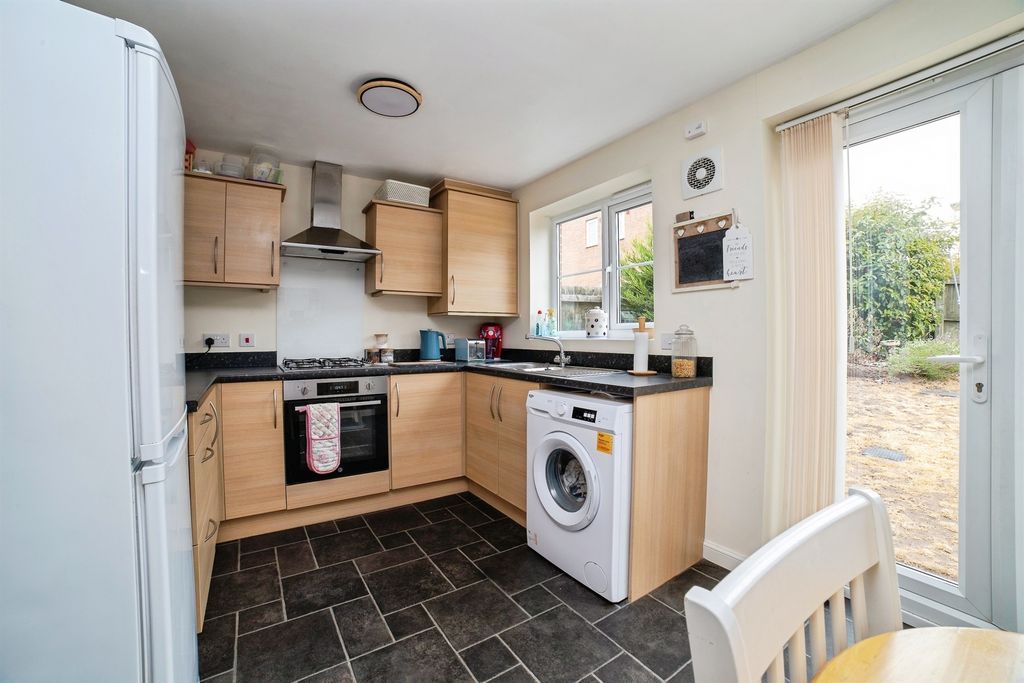 Property photo 3 of 17
