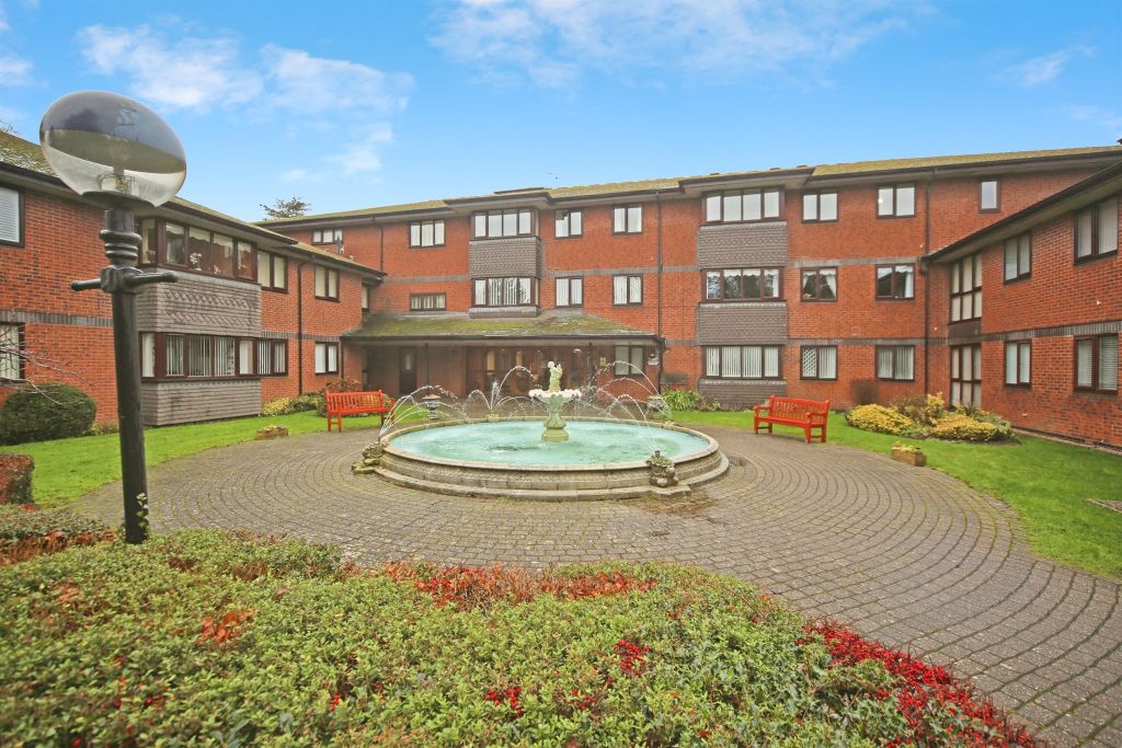 Property photo 1 of 17