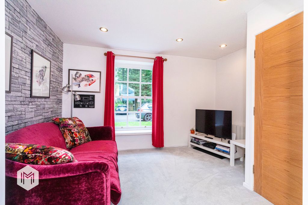 Property photo 2 of 14 Picture No. 05