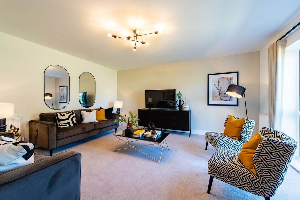 Property photo 3 of 13