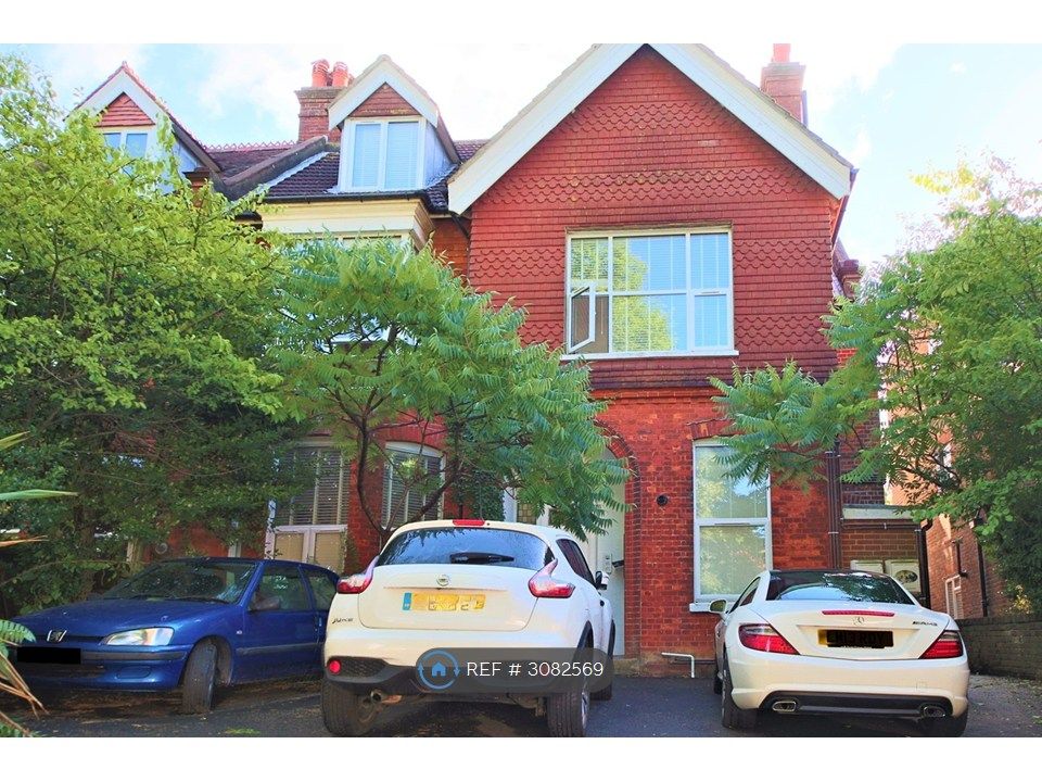 Property photo 1 of 16 1 Parking Space Available With Flat